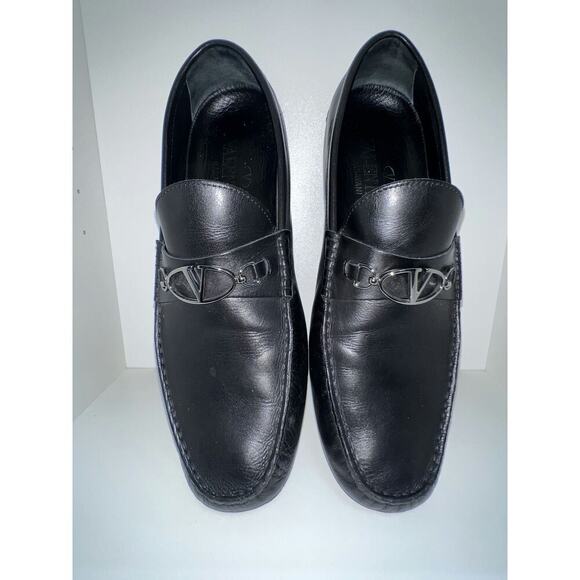Valentino Garavani Men's Black Leather Loafers with Silver Logo Hardware - Picture 2 of 6